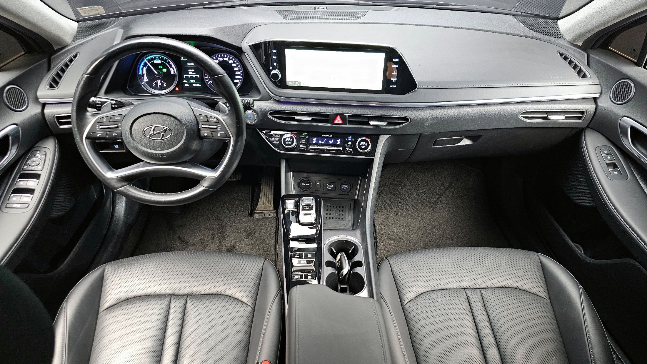 HYUNDAI SONATA HYBRID DN8 2022