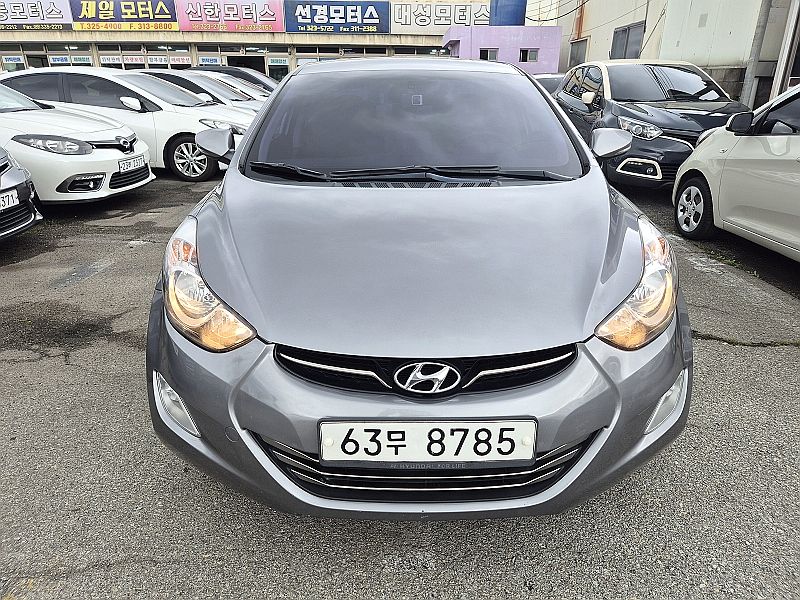 HYUNDAI AVANTE MD 2012