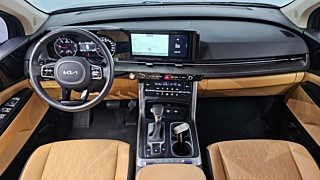 KIA CARNIVAL  4 GENERATION 9 Seater Prestige 2023
