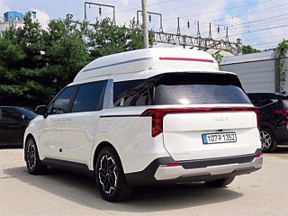 KIA CARNIVAL 2023