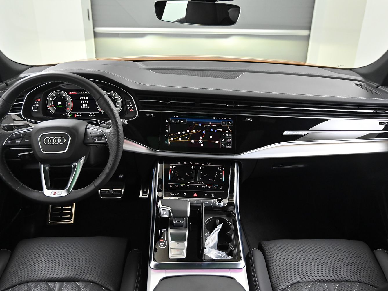 AUDI Q8 4M 2023