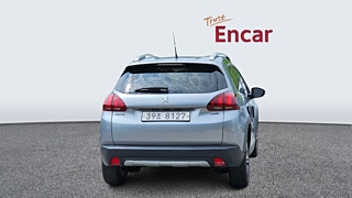 PEUGEOT 2008 2017