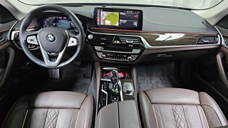 BMW 5-SERIES G30 2022