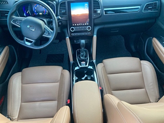 SAMSUNG QM6 2024
