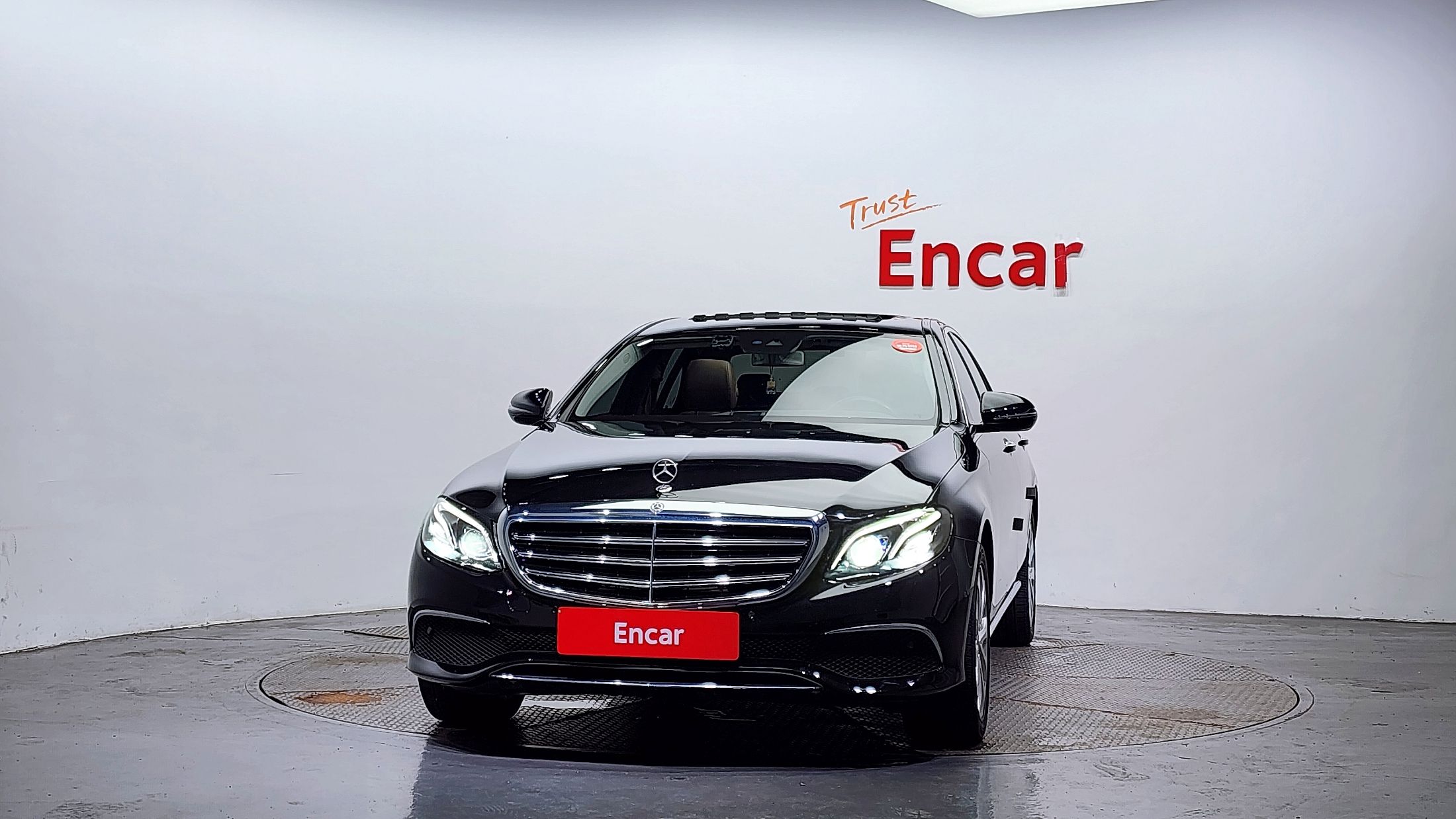 MERCEDES BENZ E-CLASS W213 2020