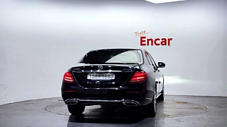 MERCEDES BENZ E-CLASS W213 2020