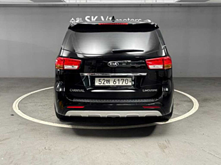 KIA CARNIVAL 2017