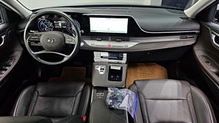 HYUNDAI GRANDEUR IG HYBRID 2019