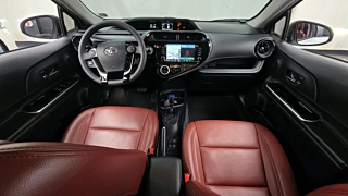 TOYOTA PRIUS C  1.5 2018