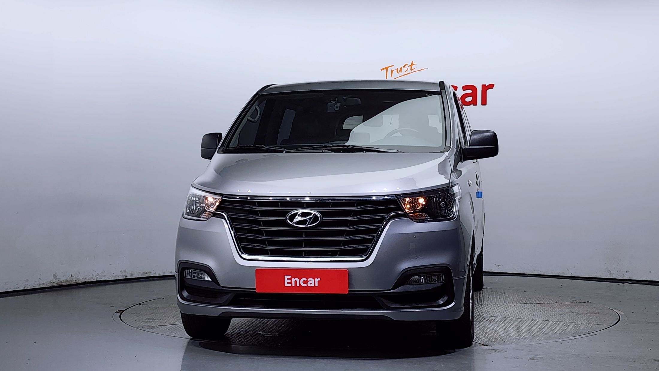 HYUNDAI STAREX GRAND 2020