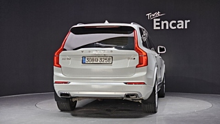 VOLVO XC90 2018
