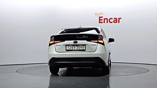 TOYOTA PRIUS 2019