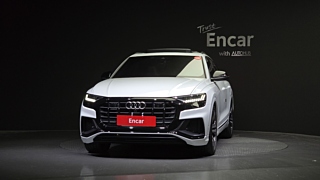 AUDI Q8 4M 2023
