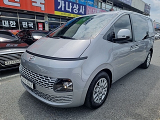 HYUNDAI STARIA 2023