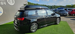 KIA CARNIVAL 2018