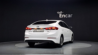 HYUNDAI AVANTE AD 2016
