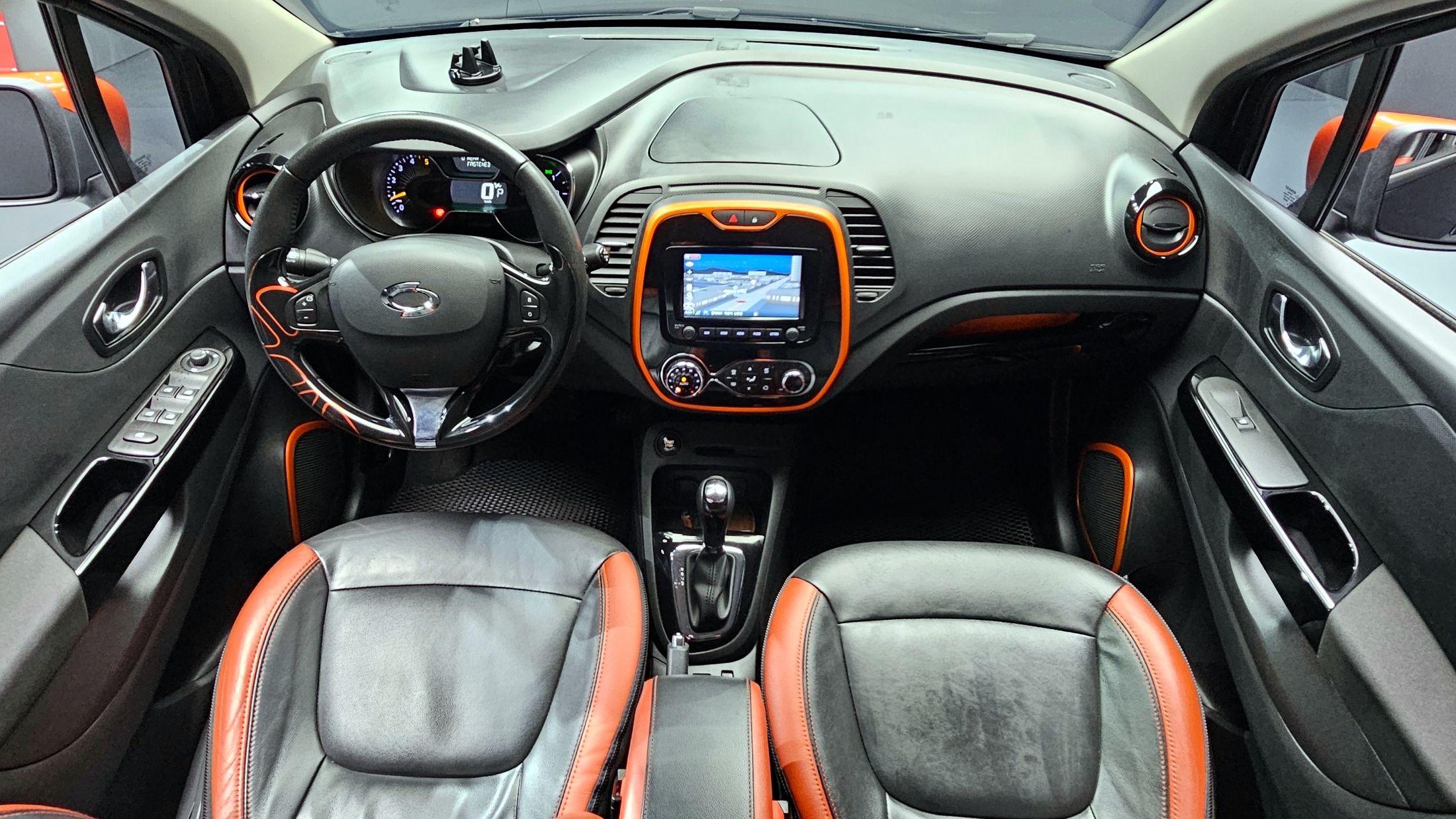 SAMSUNG QM3 2015
