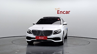 MERCEDES BENZ E-CLASS W213 2017