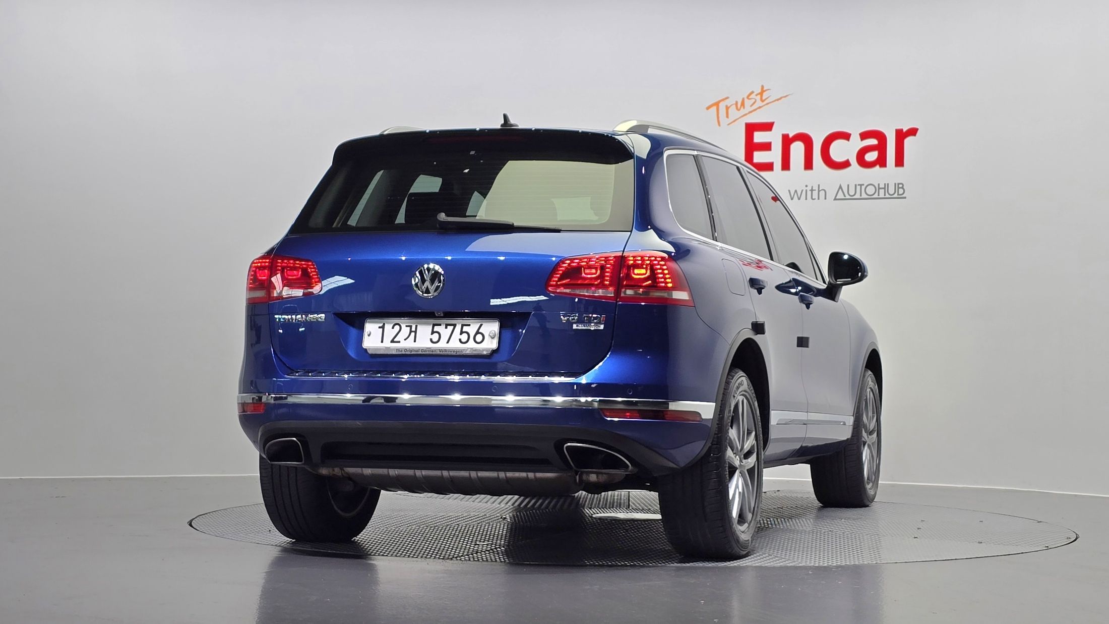 VOLKSWAGEN TOUAREG 2016