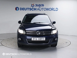 VOLKSWAGEN TIGUAN 2016