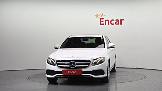 MERCEDES BENZ E-CLASS W213 2017