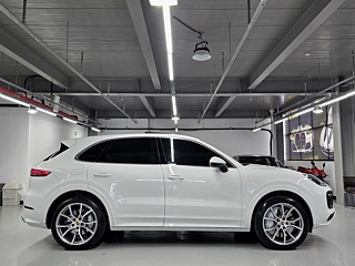 PORSCHE CAYENNE PO536 2020
