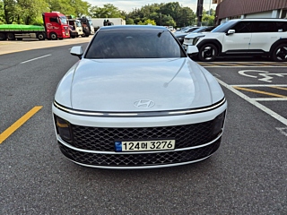 HYUNDAI GRANDEUR HYBRID GN7 2023