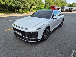 HYUNDAI GRANDEUR HYBRID GN7 2023