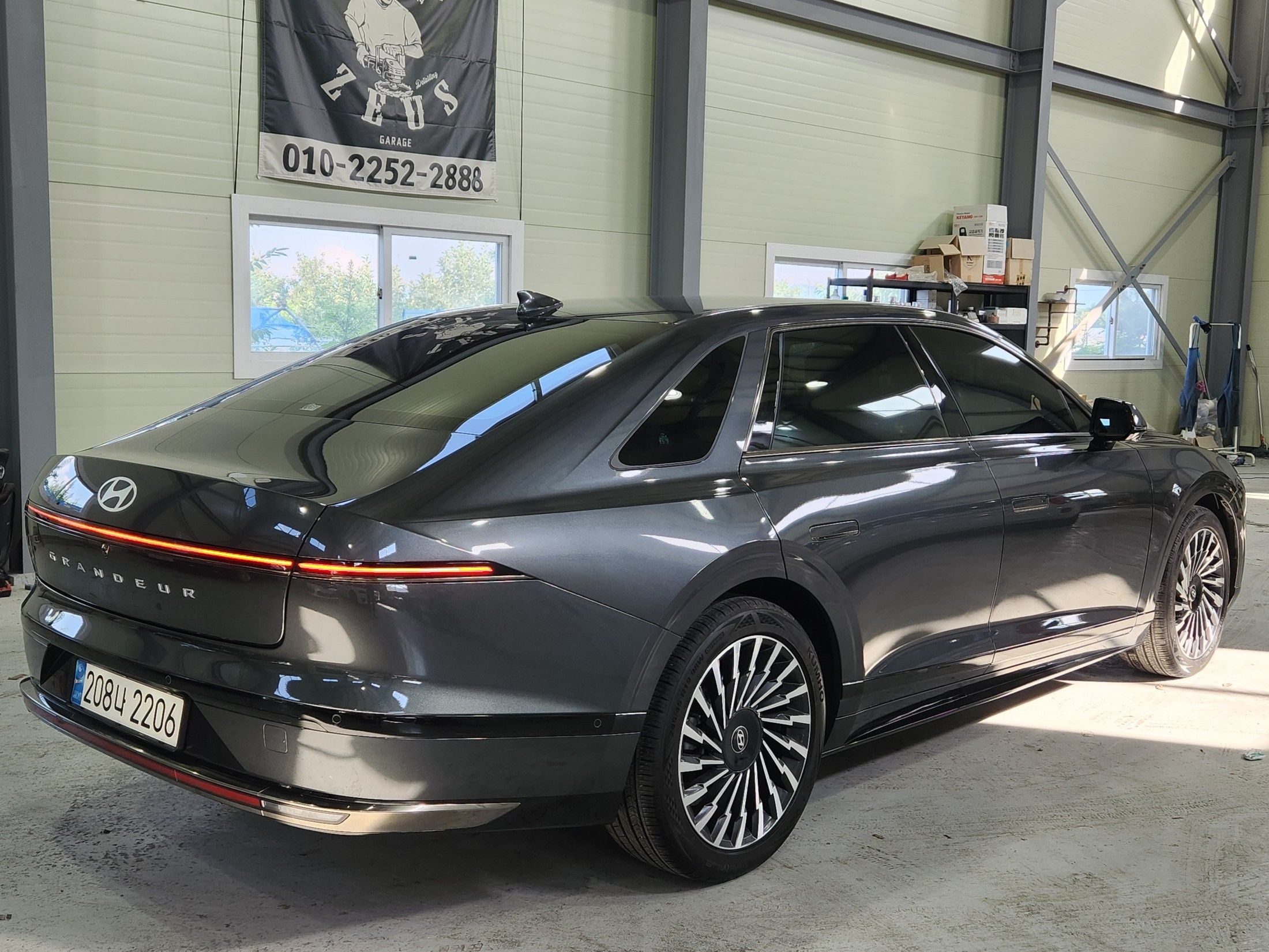 HYUNDAI GRANDEUR GN7 2023