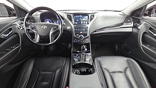 HYUNDAI GRANDEUR HG 2016