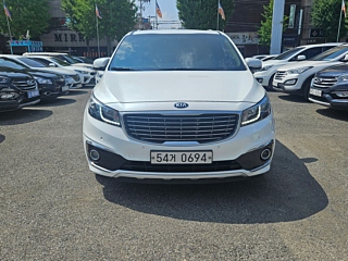 KIA CARNIVAL 2016
