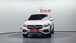 MERCEDES BENZ GLA-CLASS H247 2021