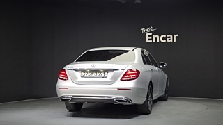 MERCEDES BENZ E-CLASS W213 2020