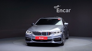 BMW 5-SERIES G30 2017