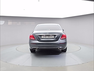 MERCEDES BENZ E-CLASS W213 2018