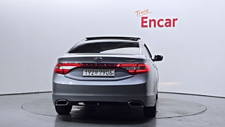 HYUNDAI GRANDEUR HG 2016