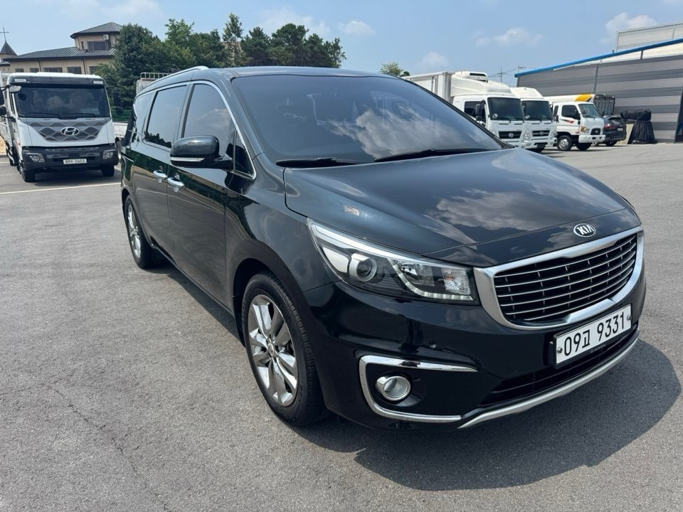 KIA CARNIVAL 2017