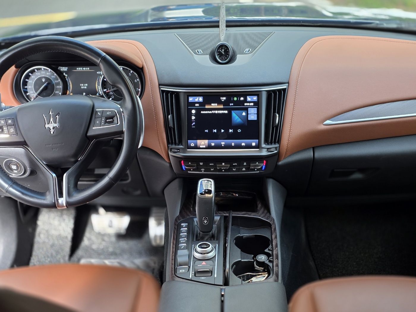 MASERATI LEVANTE 2022