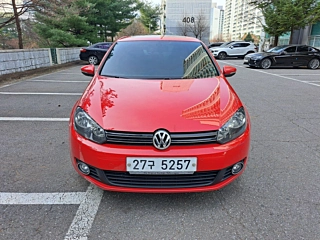 VOLKSWAGEN GOLF 2012