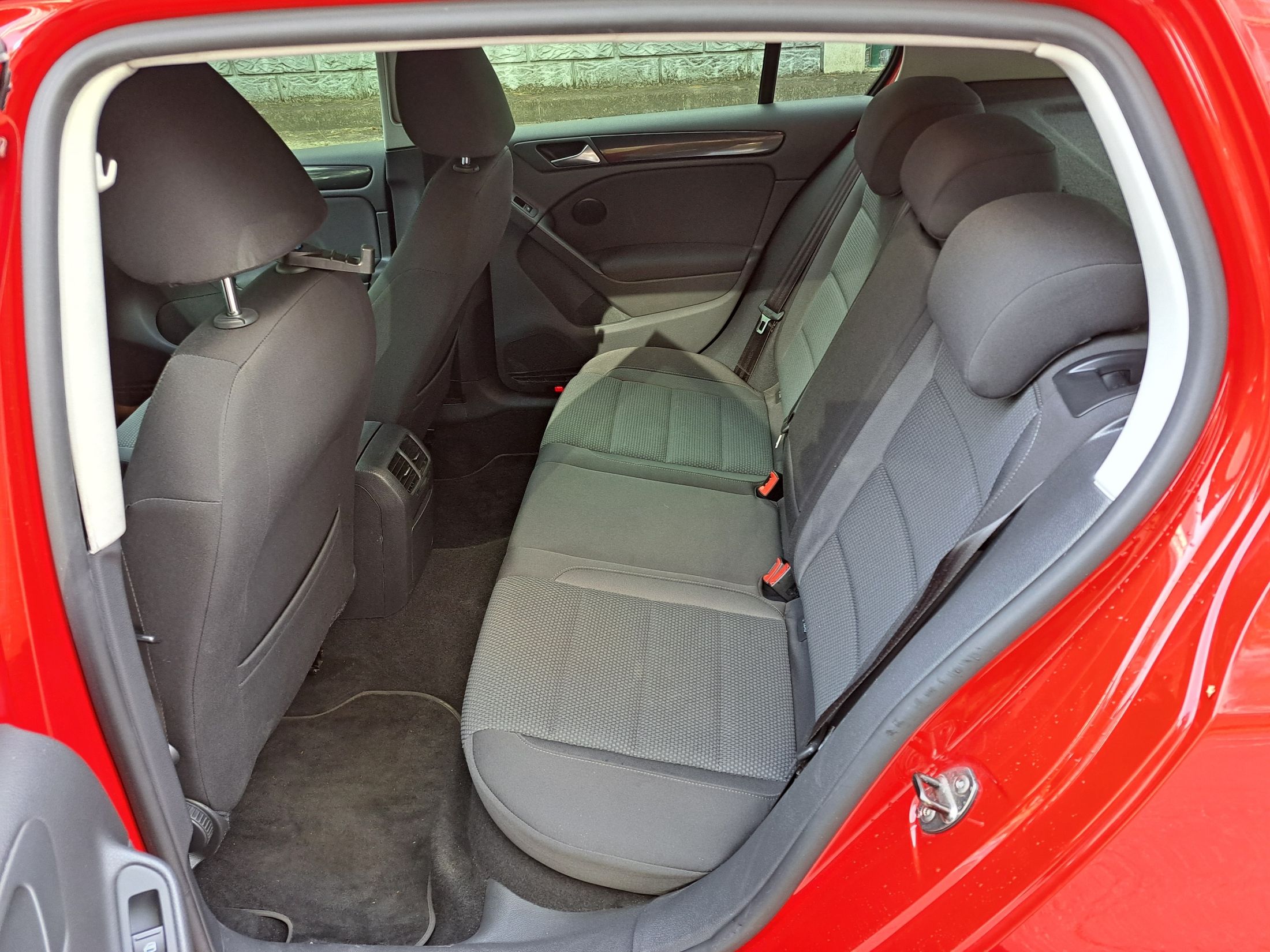 VOLKSWAGEN GOLF 2012