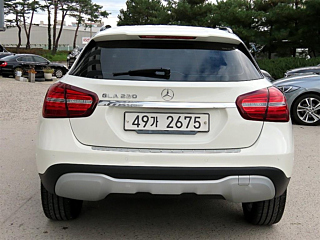 MERCEDES BENZ GLA-CLASS X156 2017