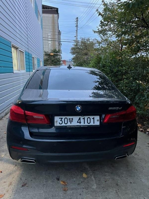 BMW 5-SERIES G30 2018