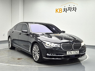 BMW 7-SERIES G11 2016
