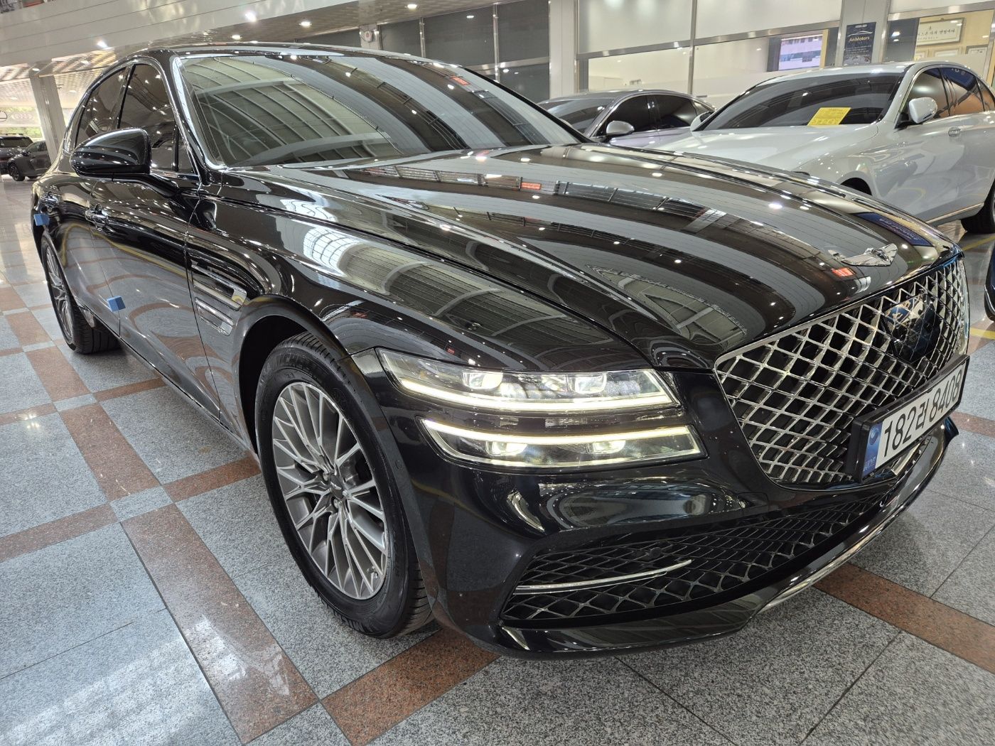 GENESIS G80 RG3 2021