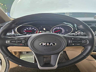 KIA CARNIVAL 2017