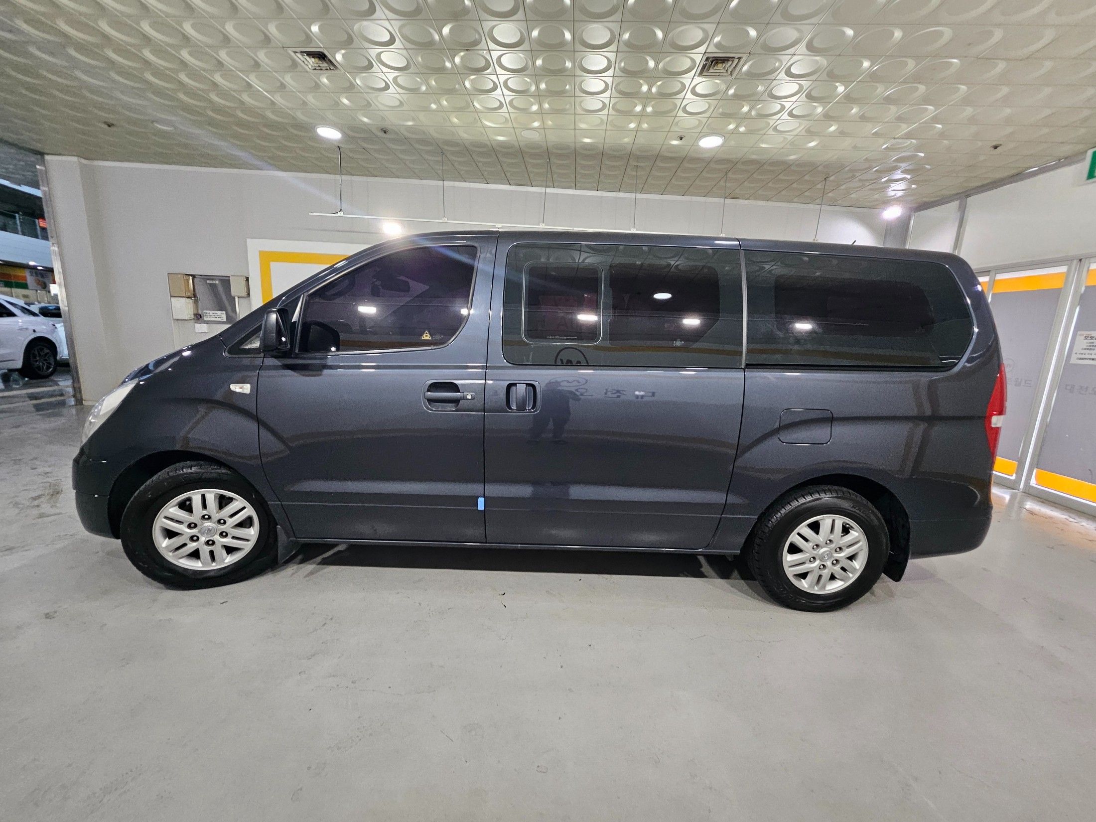 HYUNDAI STAREX GRAND 2016