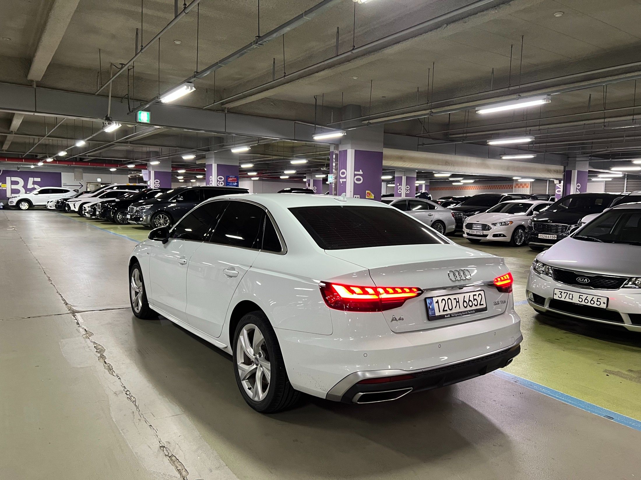 AUDI A4 B9 2020