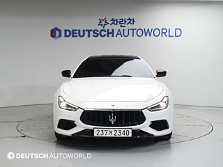 MASERATI GHIBLI 2017