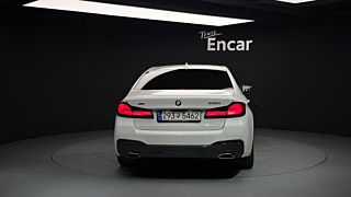 BMW 5-SERIES G30 2023