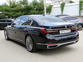 BMW 7-SERIES G11 2020